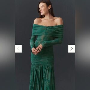 Elegant Green Off-Shoulder Dress